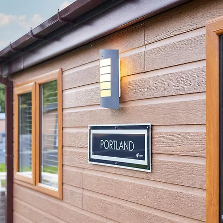 Lodge Kinship With Hot Tub